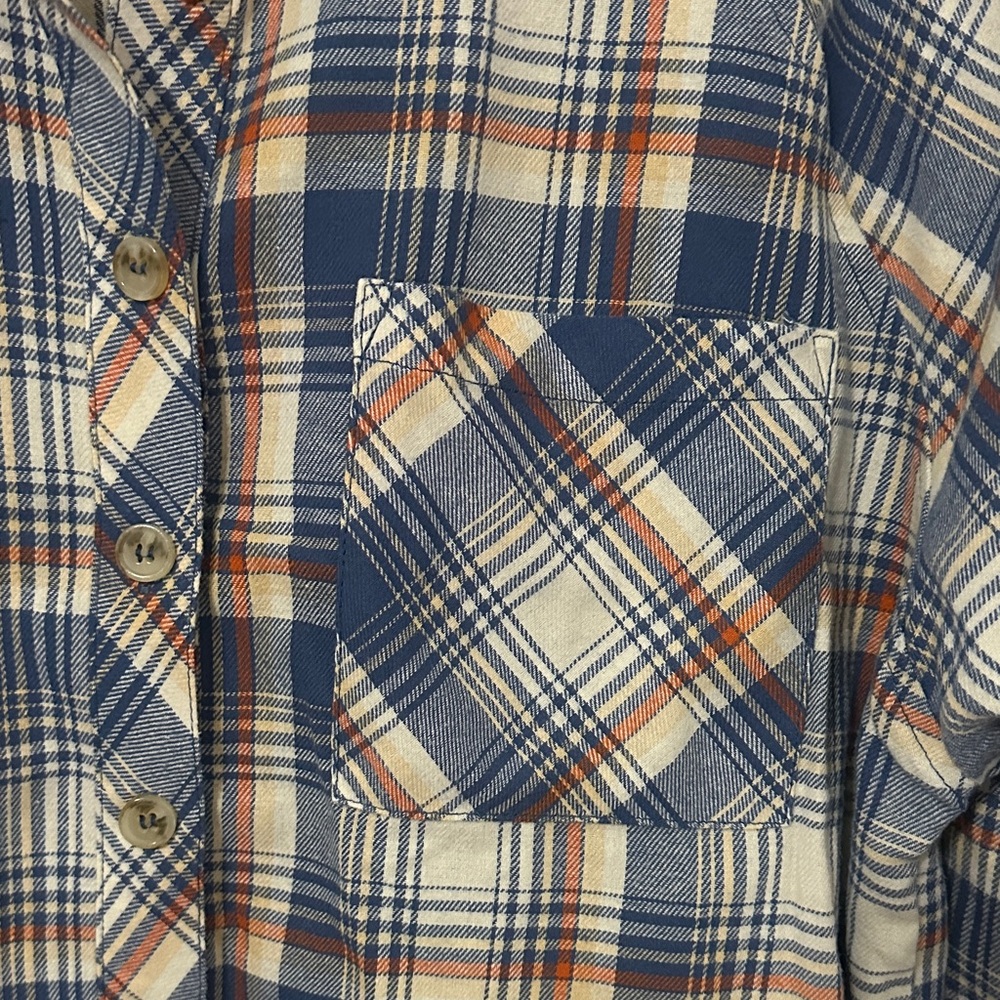 PINK ROSE High-Low Plaid Soft Flannel Button Up - Picture 3 of 5